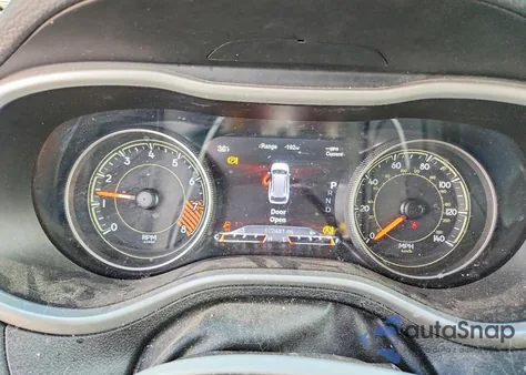 2015 Jeep Cherokee Trailhawk из США, поврежденный, VIN 1C4PJMBS3FW650853